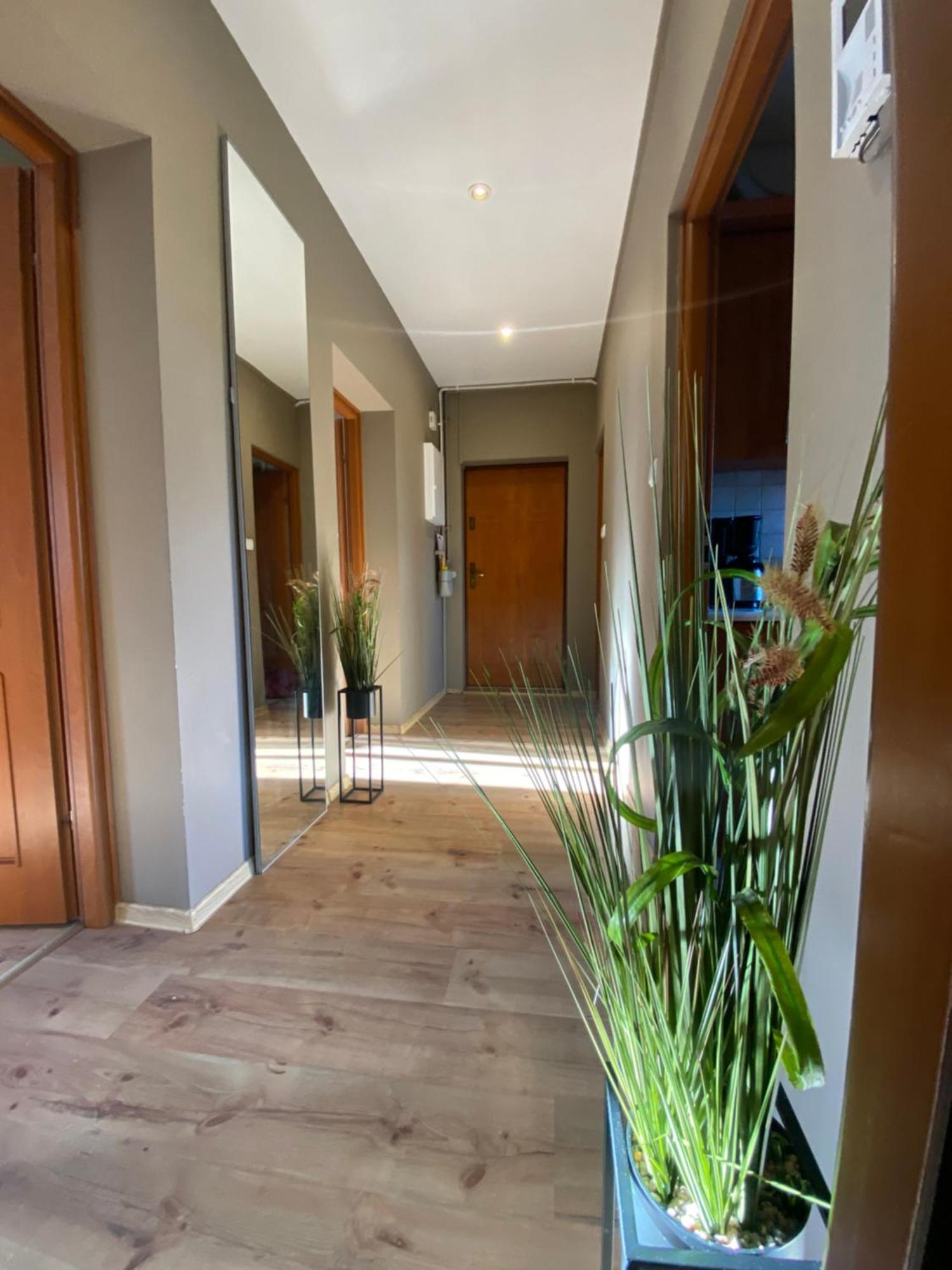 4 Pokoje - 86 M2 - 300 M Od Rynku Wrocław Exterior foto